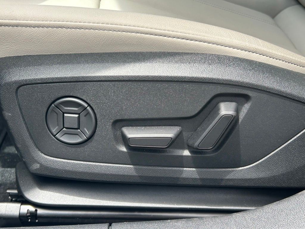 Certified Used 2025 Black Metallic Audi 40 Premium image 24