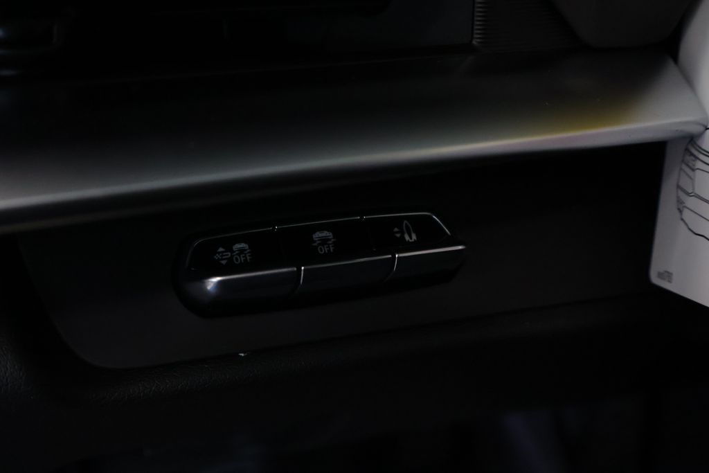 Thumbnail: 2026 Chevrolet Corvette - 26