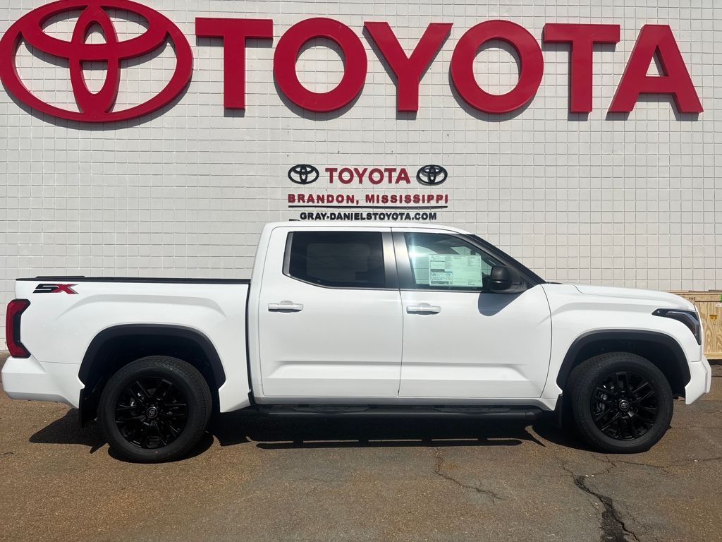 2026 Toyota Tundra SR5's photo