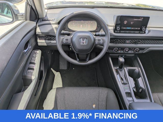 Certified Used 2025 Solar Silver Metallic Honda LX image 15