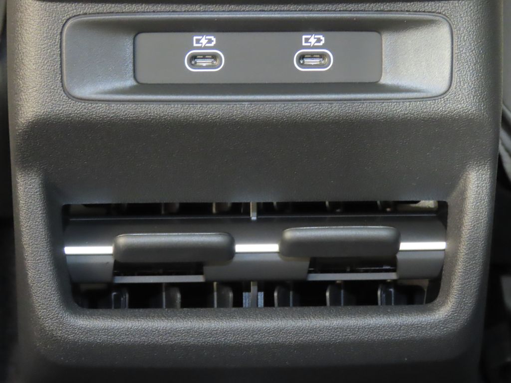 Thumbnail: 2026 Audi Q3 - 25