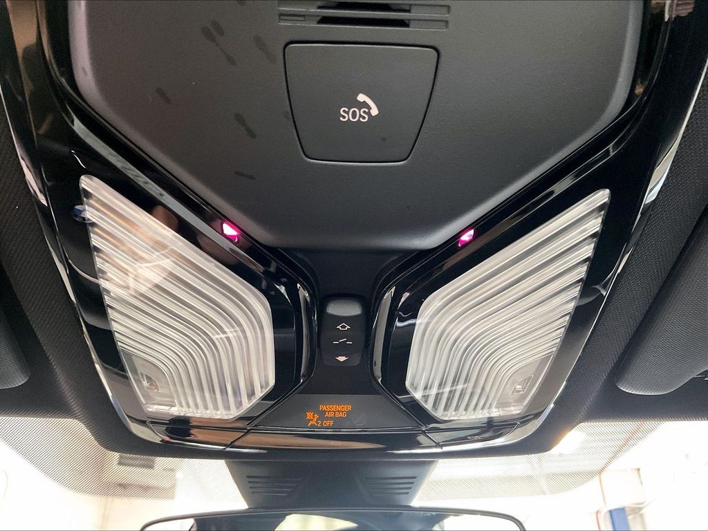2026 BMW 3 Series — photo 26