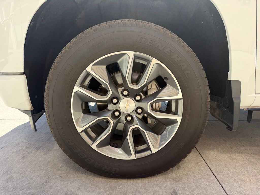 2024 Summit White Chevrolet Silverado 1500 RST 4X4 Truck