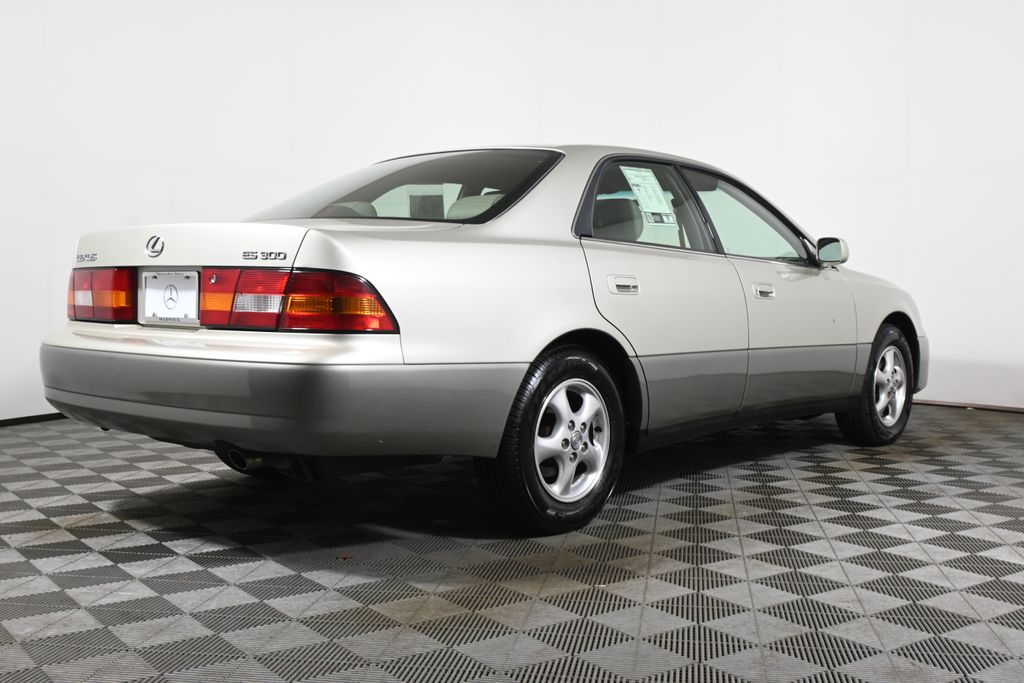 Thumbnail: 1998 Lexus ES - 7