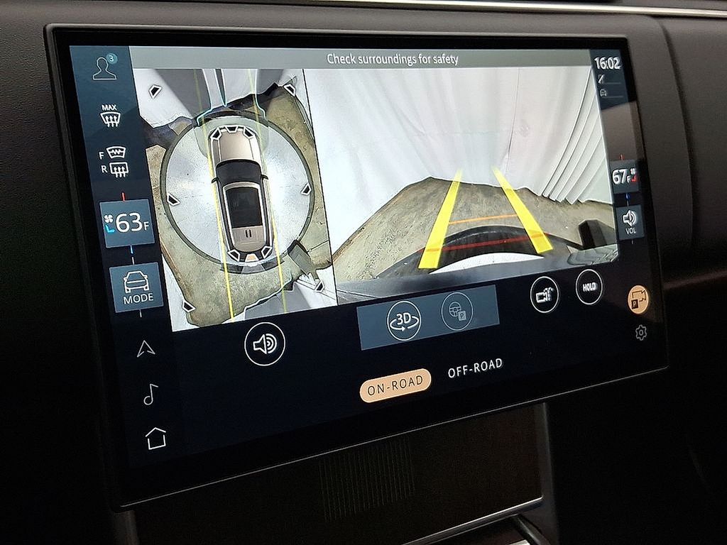 Thumbnail: 2025 Land Rover Range Rover - 15