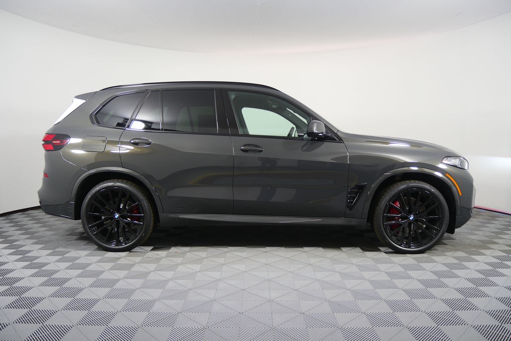 Thumbnail: 2026 BMW X5 - 2