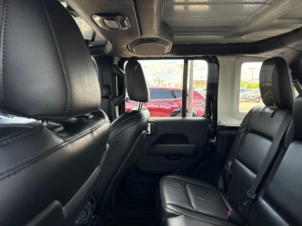 Used 2023 Black Jeep Rubicon image 15