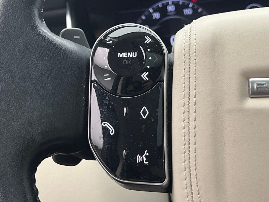 Thumbnail: 2021 Land Rover Range Rover - 20