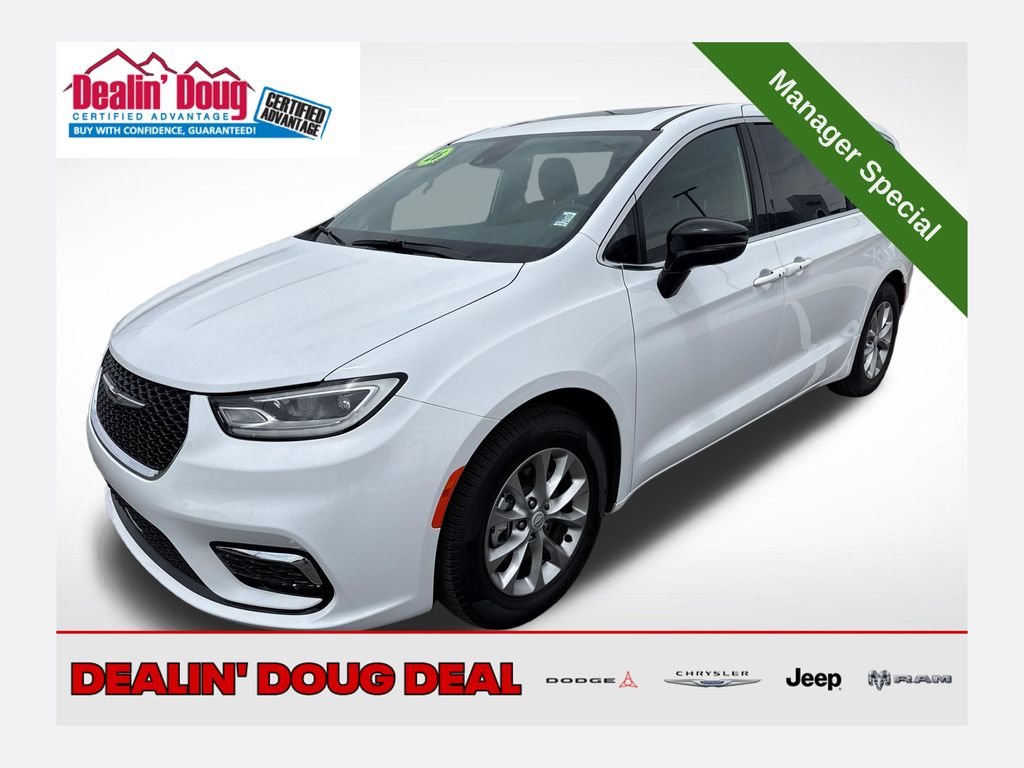 Bright White Clearcoat 2026 Chrysler Pacifica Minivan Front-Wheel Drive 9-Speed Automatic