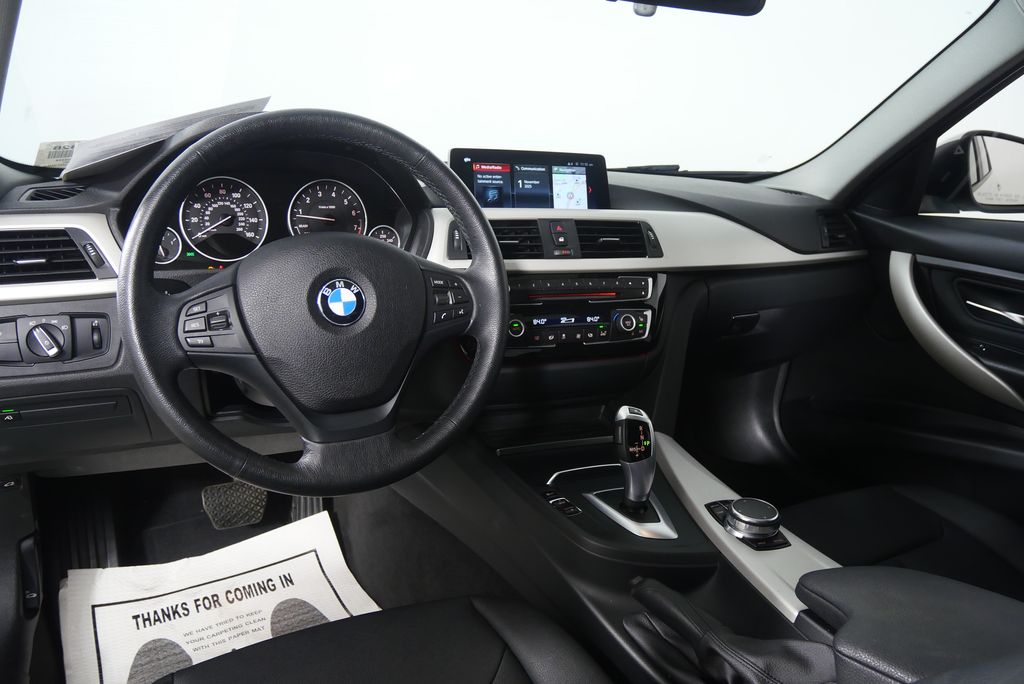 Thumbnail: 2018 BMW 3 Series - 19