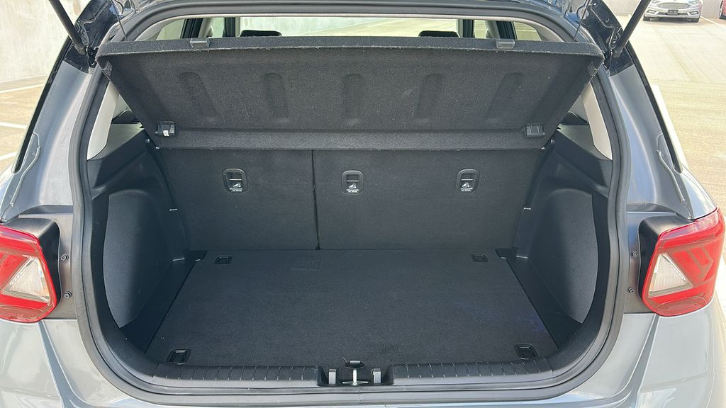 2022 Hyundai Venue Limited Gray at Baytown Hyundai