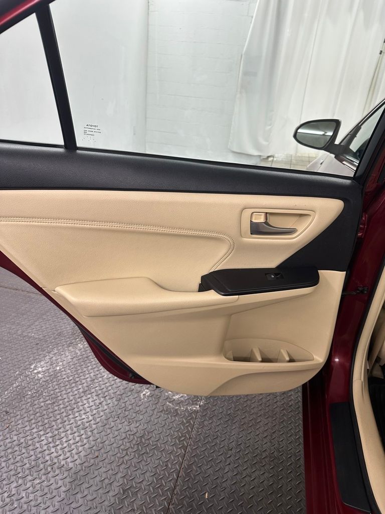 used 2017 Toyota Camry Hybrid car, priced at $12,985