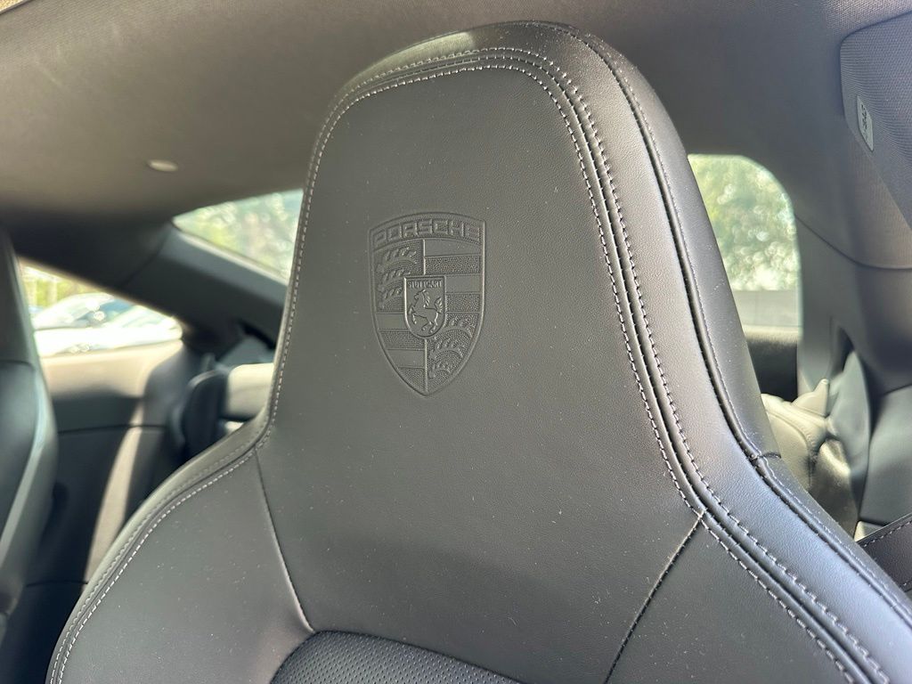 Thumbnail: 2024 Porsche 911 - 21