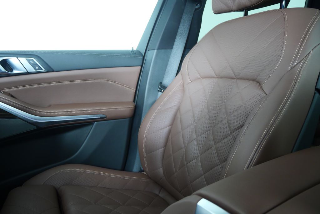 Thumbnail: 2024 BMW X5 - 29