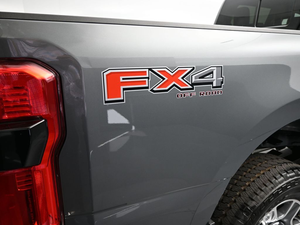 2026 Ford F-350 Super Duty Lariat