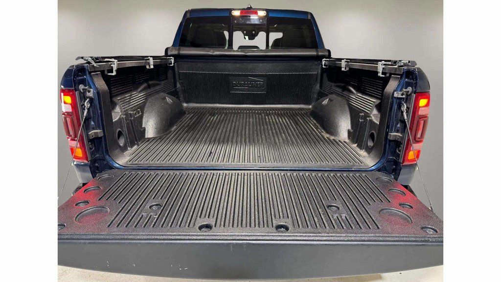 Used 2021 Patriot Blue Pearlcoat Ram Laramie image 29