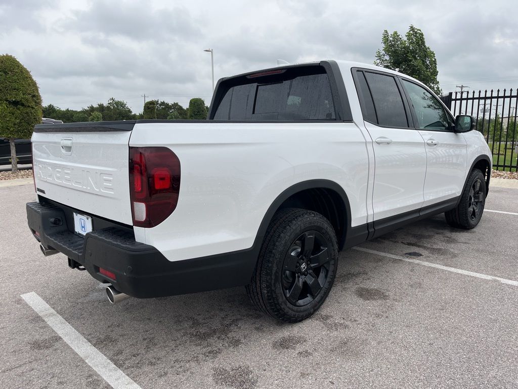 Thumbnail: 2026 Honda Ridgeline - 3