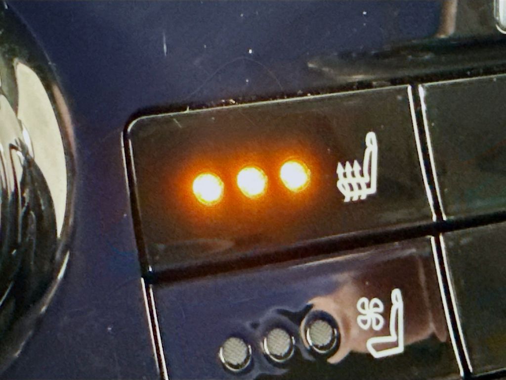 Thumbnail: 2020 Toyota Highlander - 20