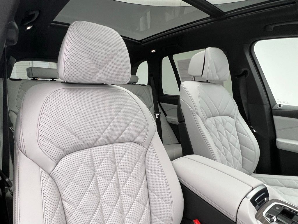 Thumbnail: 2026 BMW X5 - 7