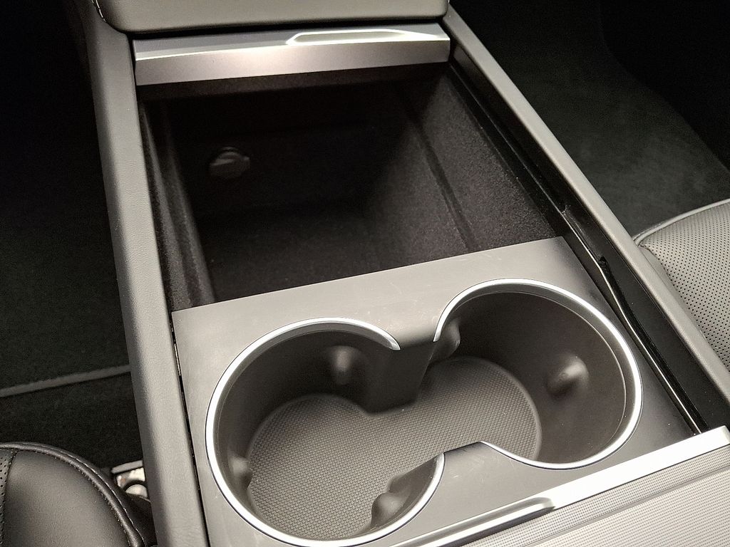 Thumbnail: 2024 Tesla Model 3 - 27