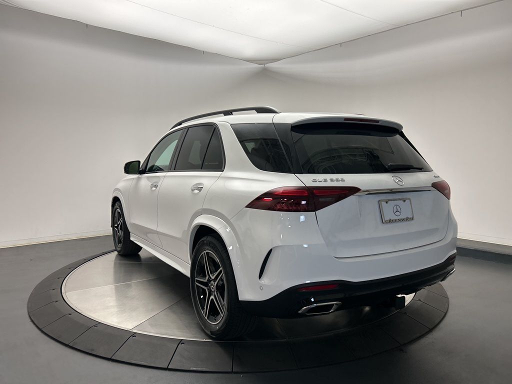 Thumbnail: 2026 Mercedes-Benz GLE - 6