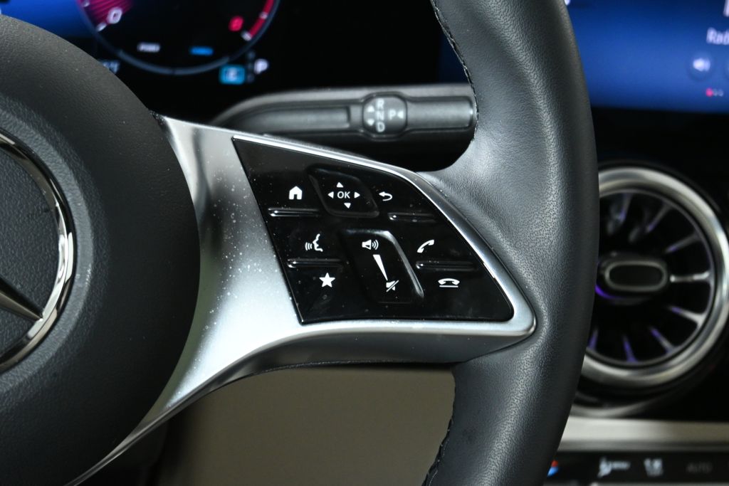 Thumbnail: 2026 Mercedes-Benz GLA - 17