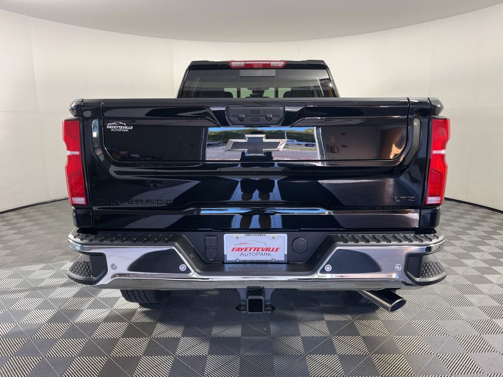 Thumbnail: 2026 Chevrolet Silverado 2500 - 4