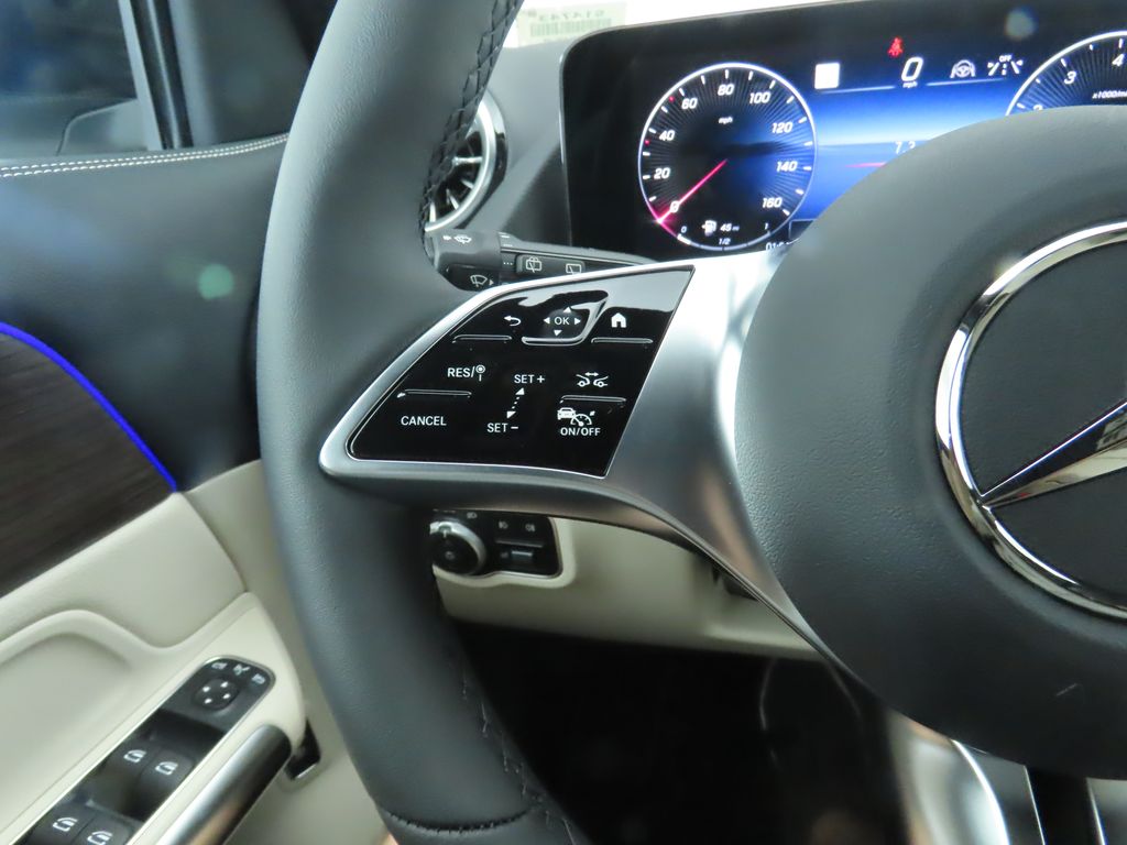 Thumbnail: 2026 Mercedes-Benz GLA - 12
