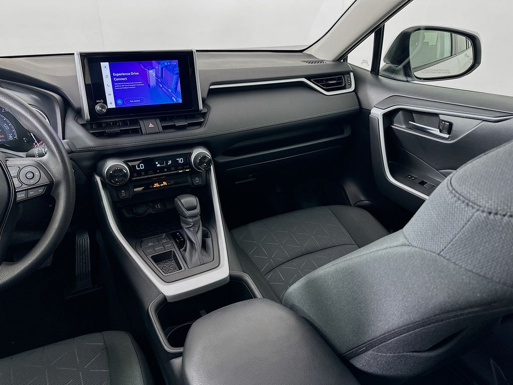 Thumbnail: 2025 Toyota RAV4 - 24