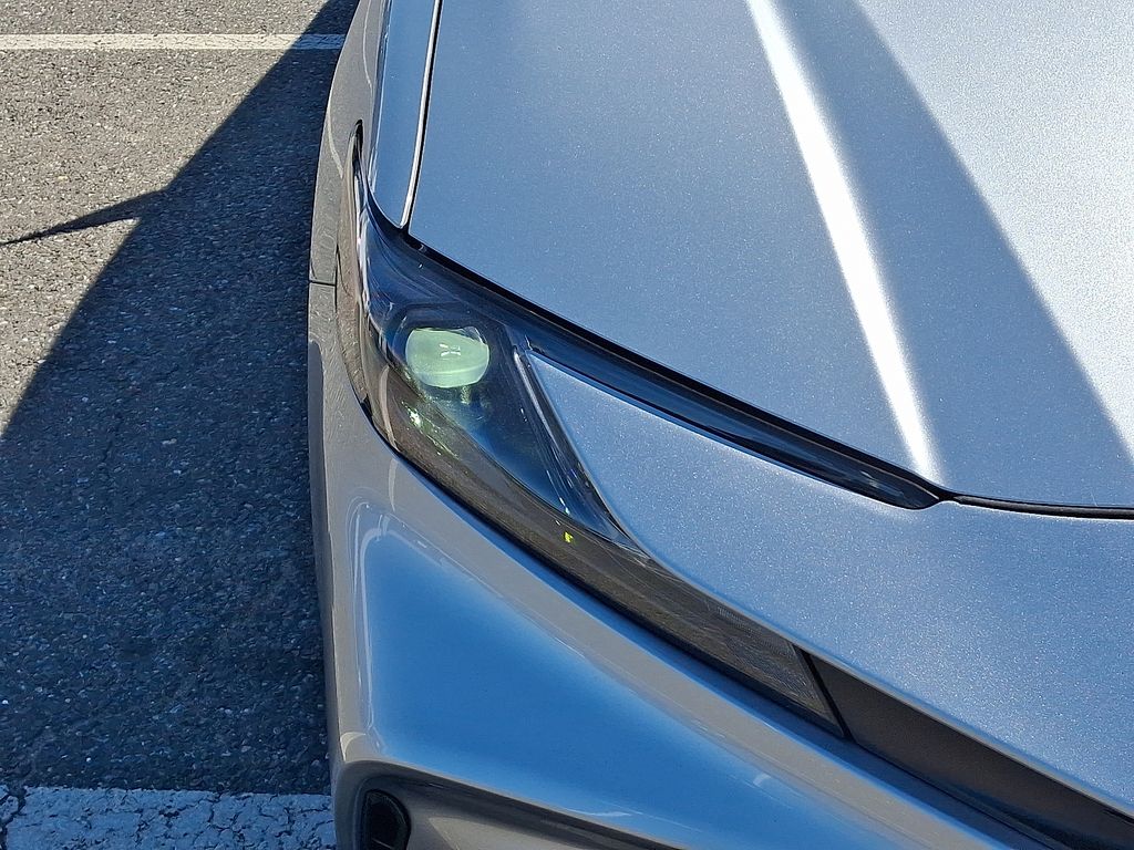 Thumbnail: 2025 Toyota Camry - 9