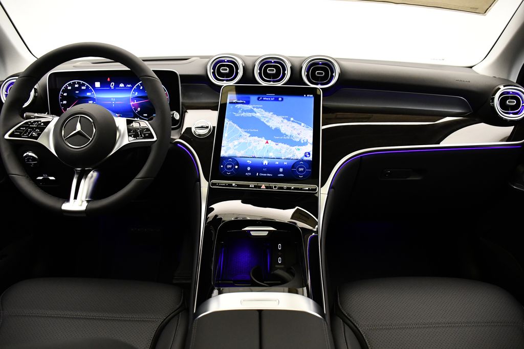 Thumbnail: 2025 Mercedes-Benz GLC - 19