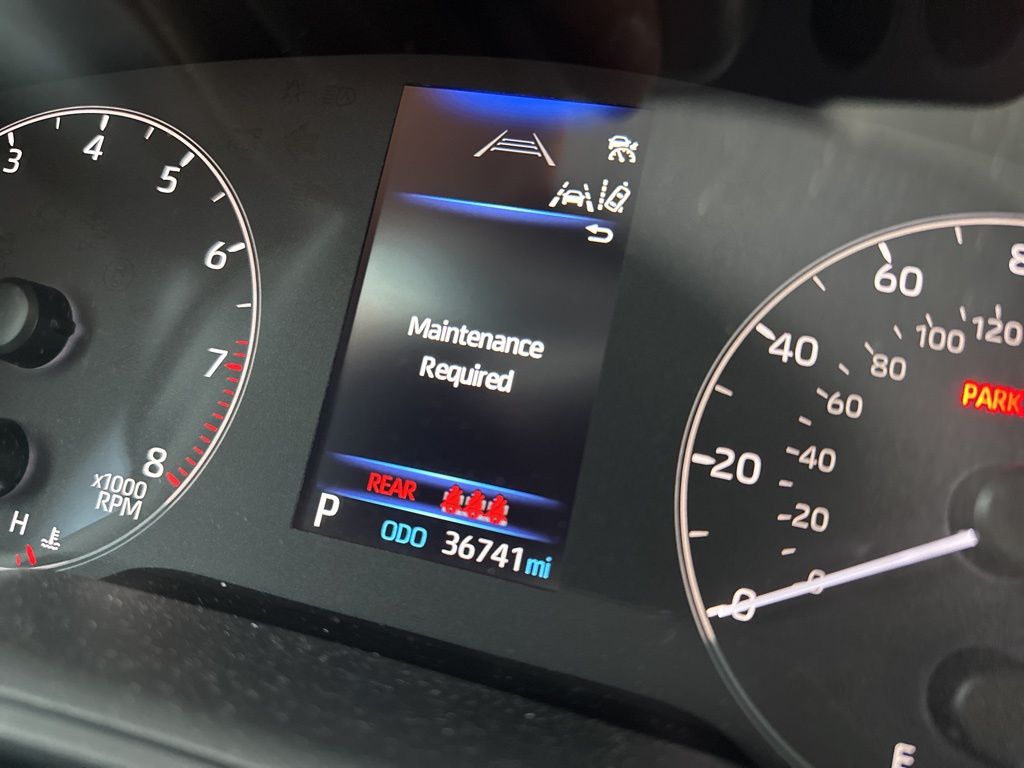 Thumbnail: 2023 Toyota Corolla - 8