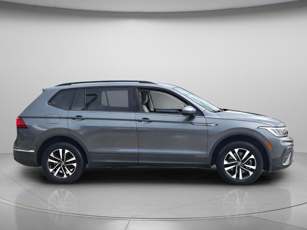 2022 Volkswagen Tiguan - $15,200