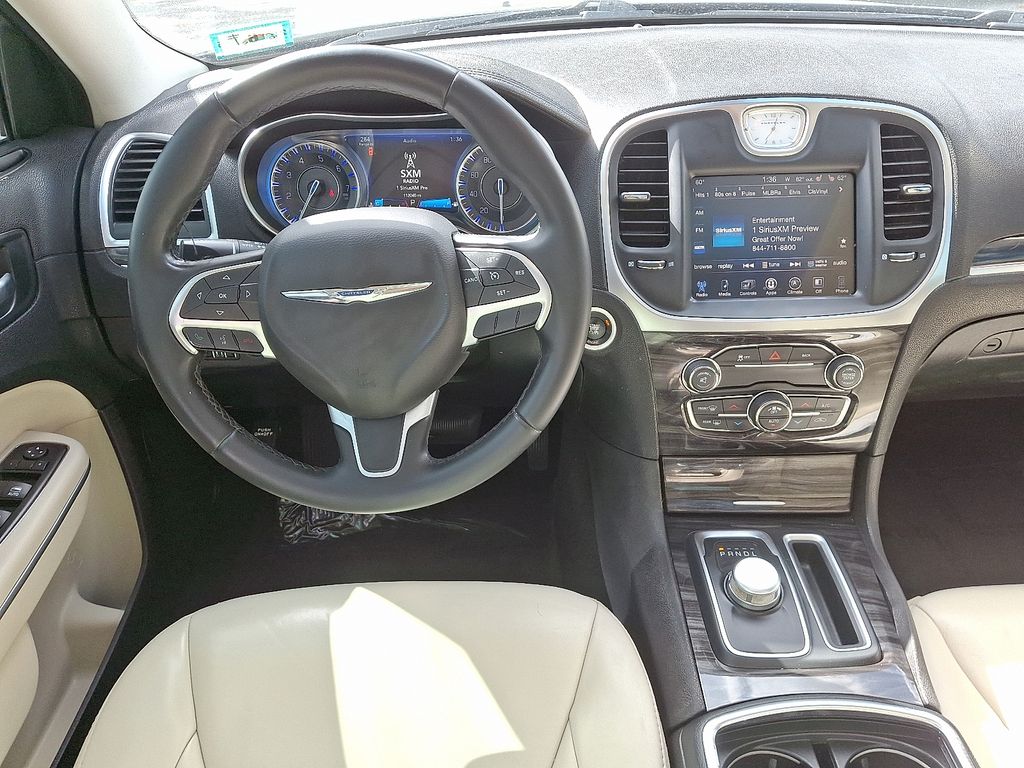 Thumbnail: 2016 Chrysler 300 - 12