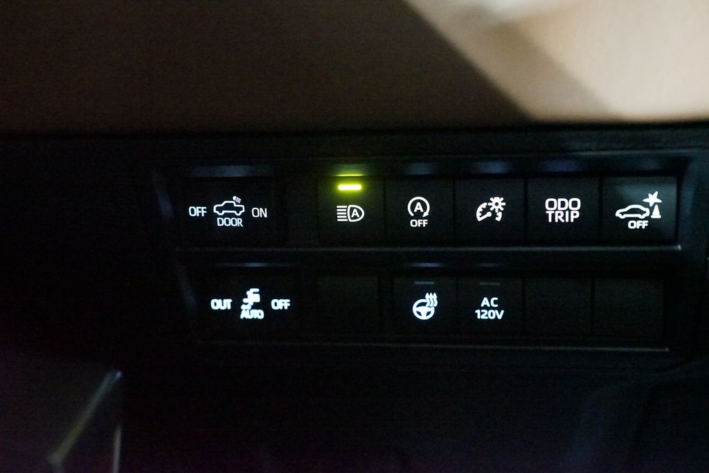 Thumbnail: 2026 Toyota Tundra - 27