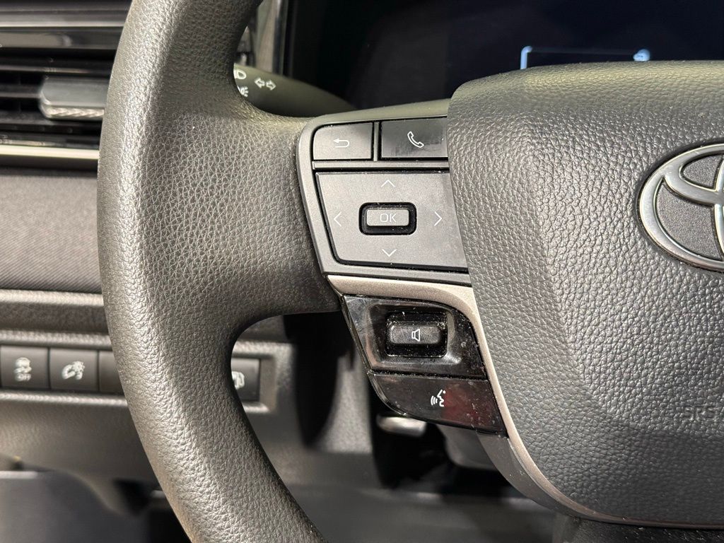 Thumbnail: 2025 Toyota Camry - 22