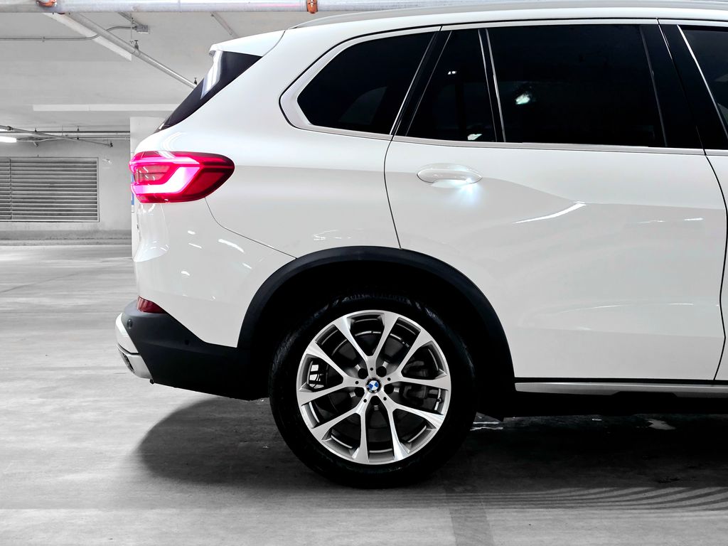 2020 BMW X5 sDrive40i 19