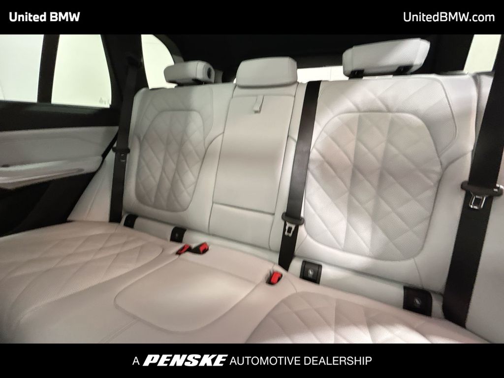 Thumbnail: 2026 BMW X5 - 21