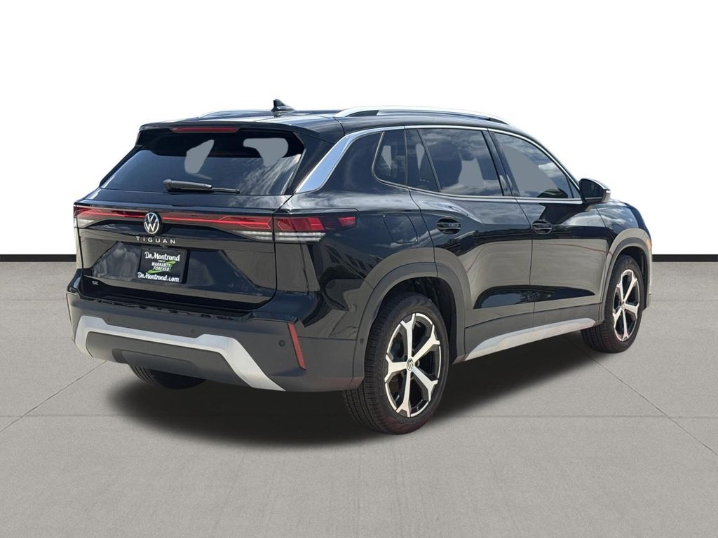 2026 Volkswagen Tiguan 2.0T SE Black at DeMontrond Auto Country