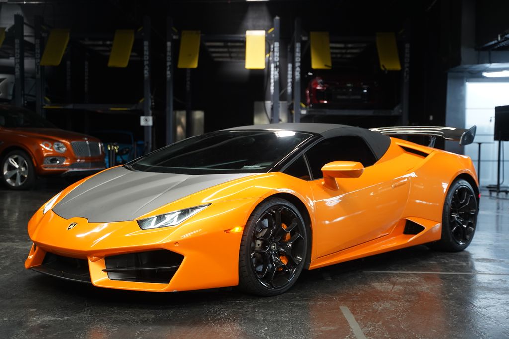 2017 Lamborghini Huracan LP 580-2 Spyder