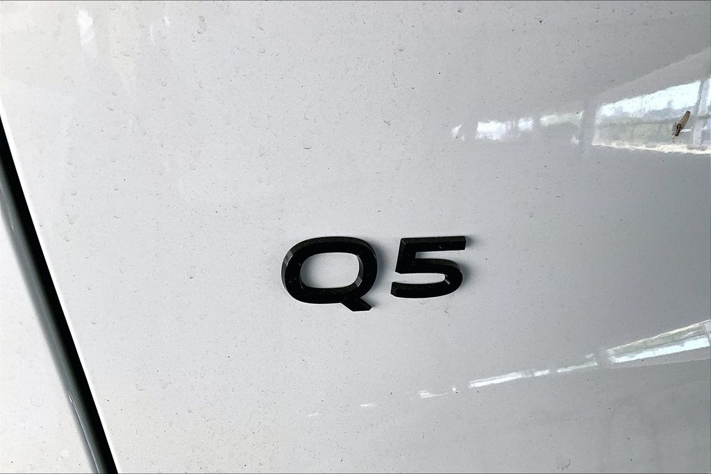 New 2026 White Audi  image 9
