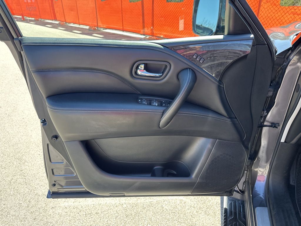 Used Car 2023 Infiniti Qx80  Luxe For Sale Under $50,000 In Austin, Texas