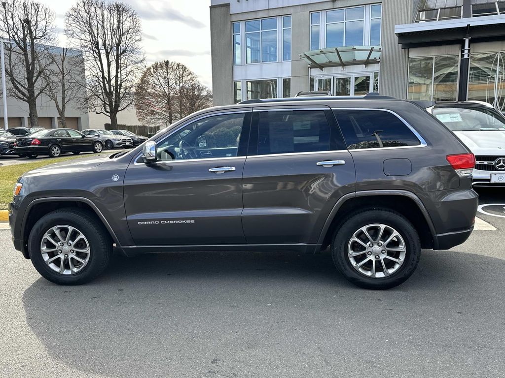 Thumbnail: 2015 Jeep Grand Cherokee - 14