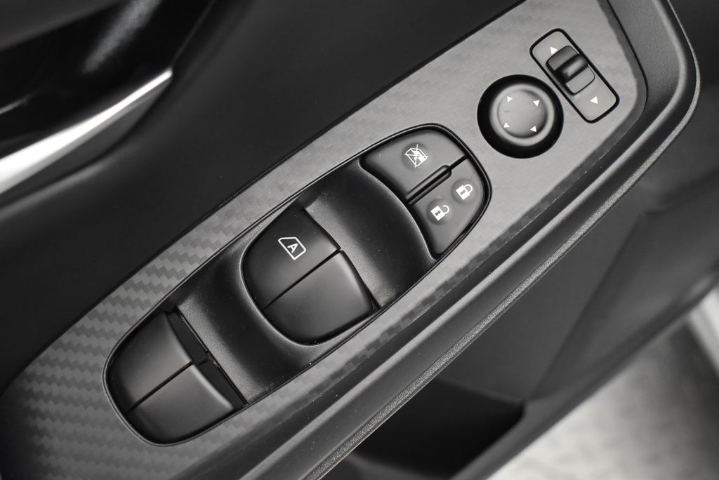 2022 Nissan Sentra SV 12