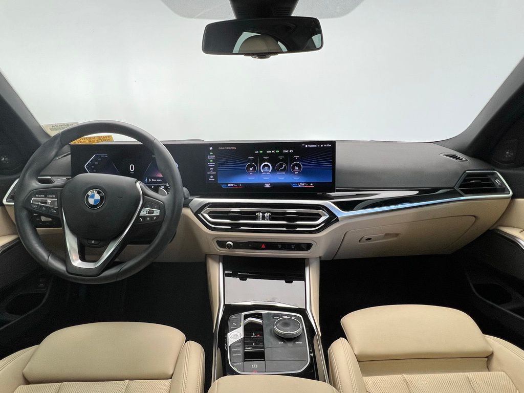 2023 BMW 3 Series 330i 11