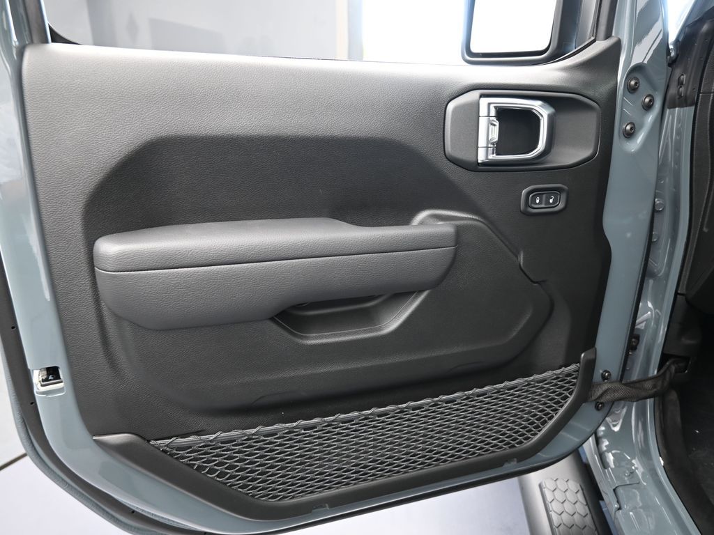 New 2026 Anvil Clear Coat Jeep Sport image 15