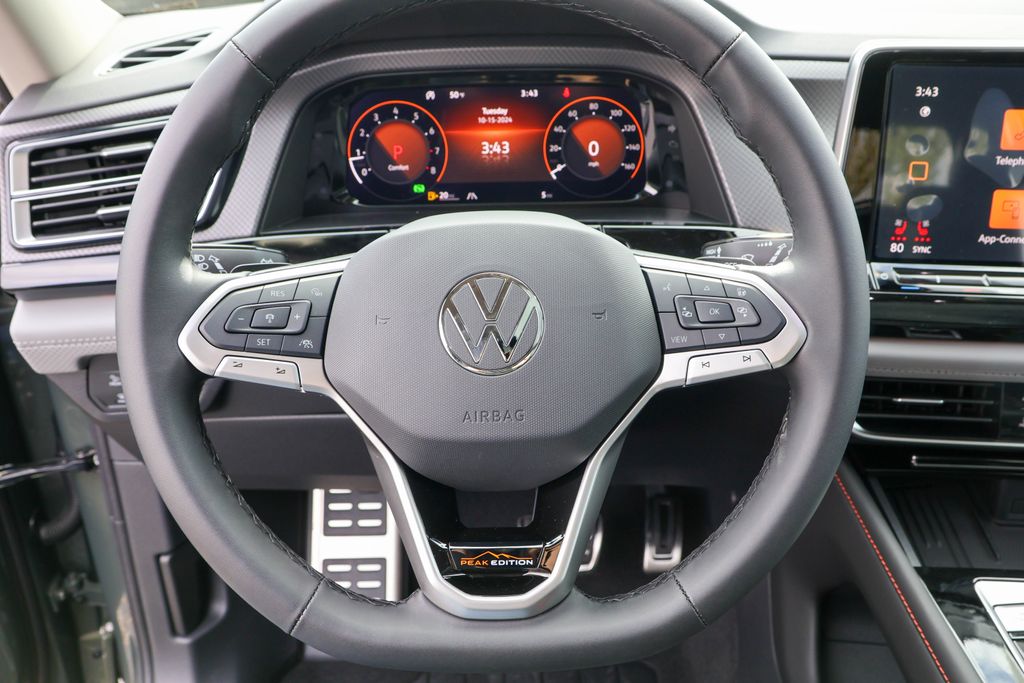 2025 Volkswagen Atlas  17