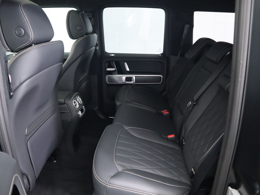 2024 Mercedes-Benz G-Class AMG G 63 22