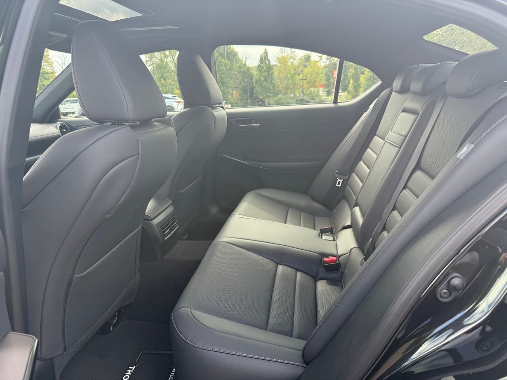 2025 Lexus IS 350 F SPORT AWD photo 10
