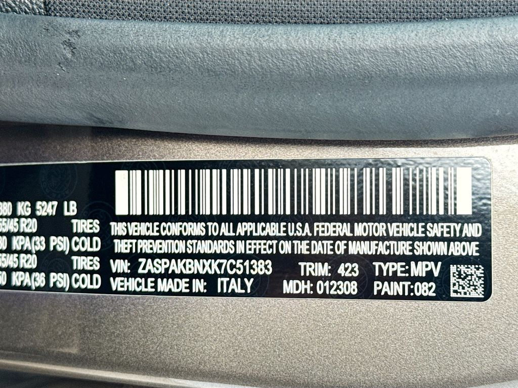 Used 2019  Alfa Romeo Ti image 36